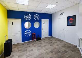 Гостиница Maxi House Hostel Ростов-на-Дону Кровать в 4-местном общем мужском номере-4