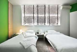 Гостиница Maxi House Hostel Ростов-на-Дону 2-местный номер эконом-1