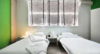Гостиница Maxi House Hostel Ростов-на-Дону Двухместный номер эконом-класса с 1 кроватью или 2 отдельными кроватями-2